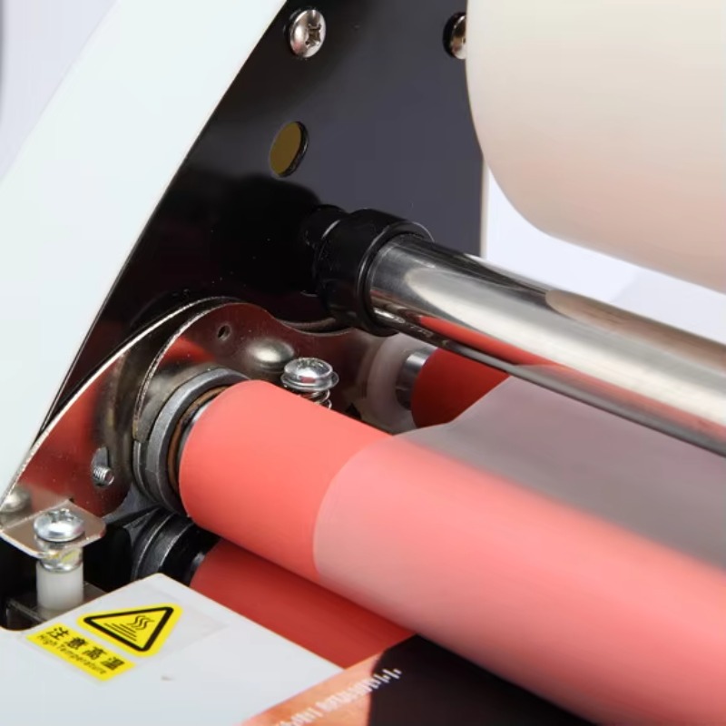 450mmホットコールドラミネーターマシン、手動電動ロールフ - Laminator Cold Roll のレビューと価格